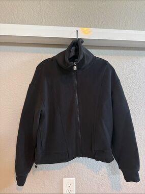 Varley Black Modello High-Collar Ribbed Zip Jacket Sz S